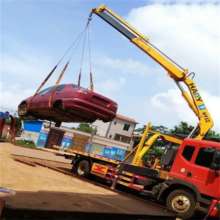 绍兴吊车吊汽车的正确方法